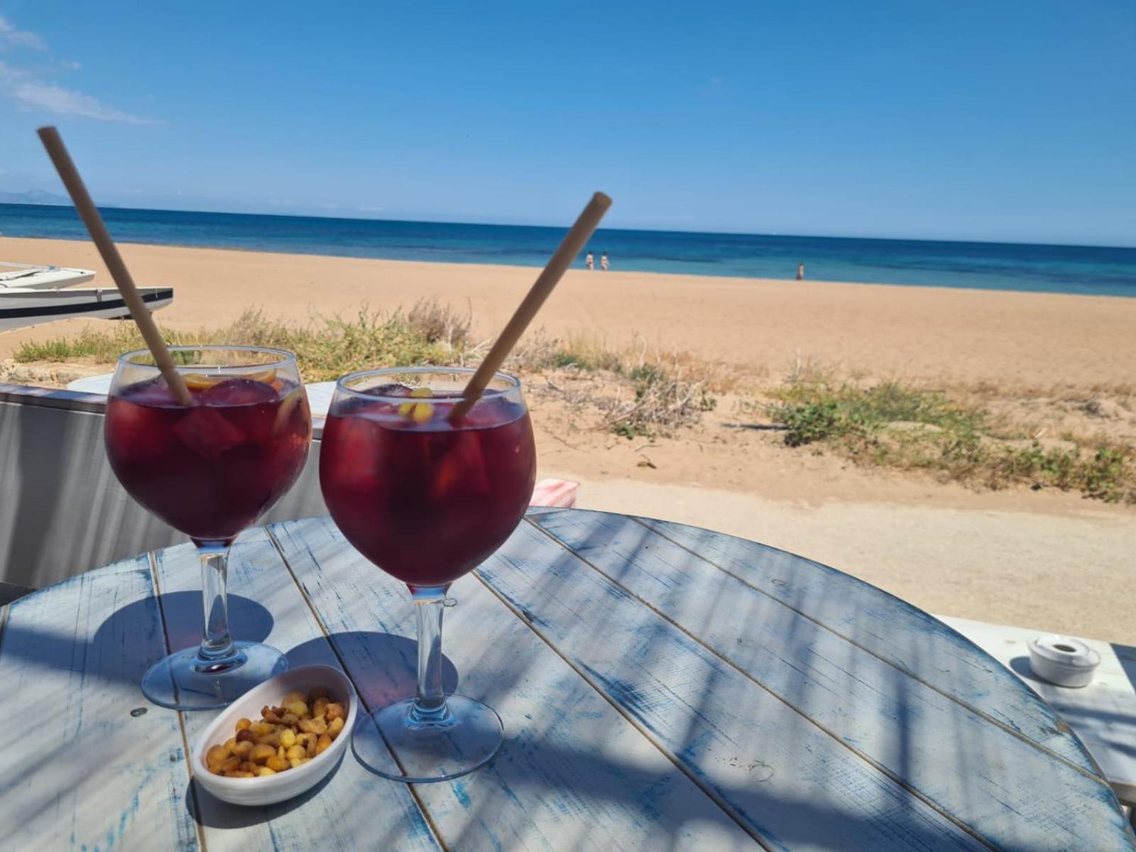 Beach View - Primera Linea Lujo دينايا المظهر الخارجي الصورة